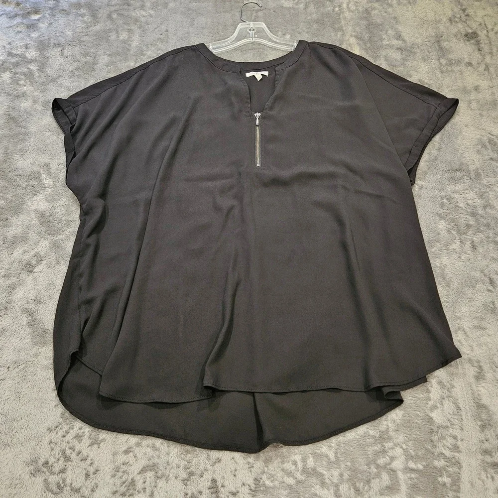 Maurices Womens 3X Black Zip Neck Short Sleeve Blouse High Low Hem Top - Picture 6 of 6
